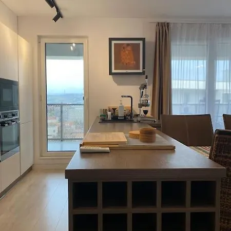 Luxurious In The Heart Of *